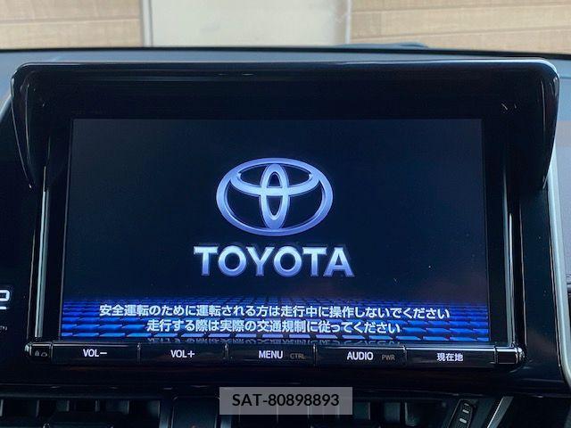 Toyota C-HR 2018-05 295486-4