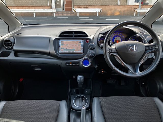 Honda FIT HYBRID 2013-05 1696-4