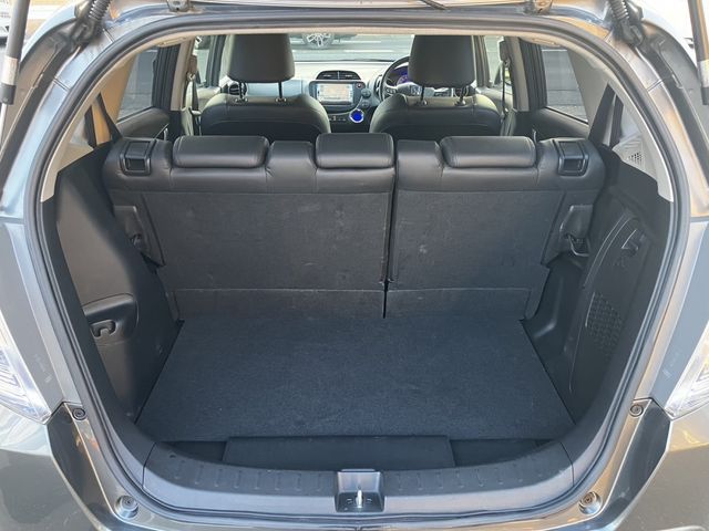Honda FIT HYBRID 2013-05 1696-9
