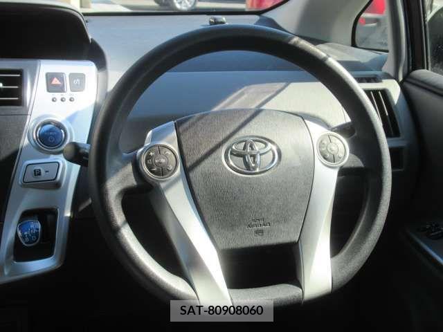 Toyota PRIUS ALPHA 2012-04 208991-10