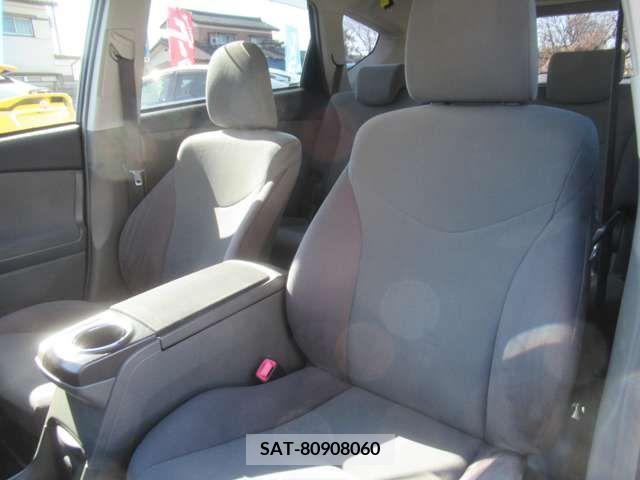 Toyota PRIUS ALPHA 2012-04 208991-15