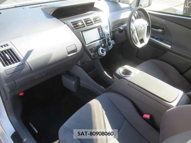 Toyota PRIUS ALPHA 2012-04 208991-14