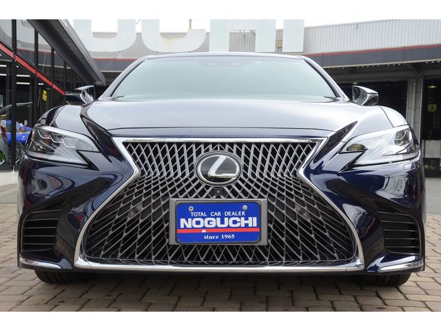 Lexus LS 2018-09 523-1