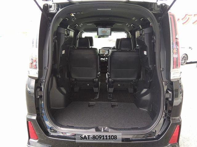 Toyota NOAH 2018-04 321610-20