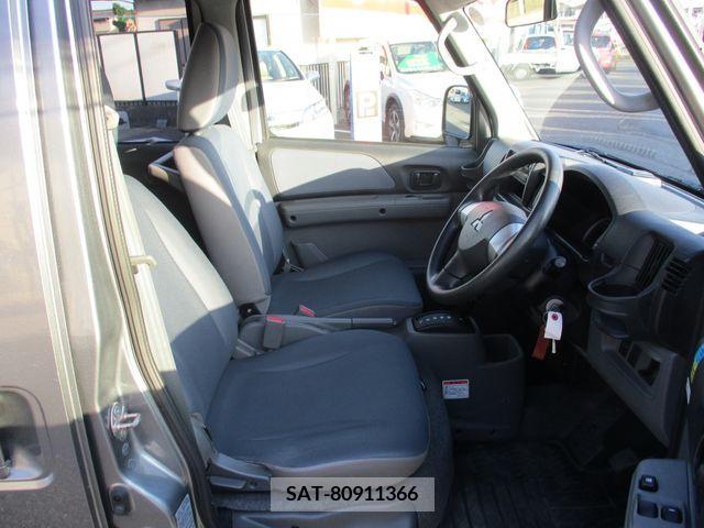 Mitsubishi MINICAB VAN 2012-10 277405-9