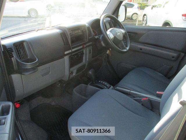 Mitsubishi MINICAB VAN 2012-10 277405-12