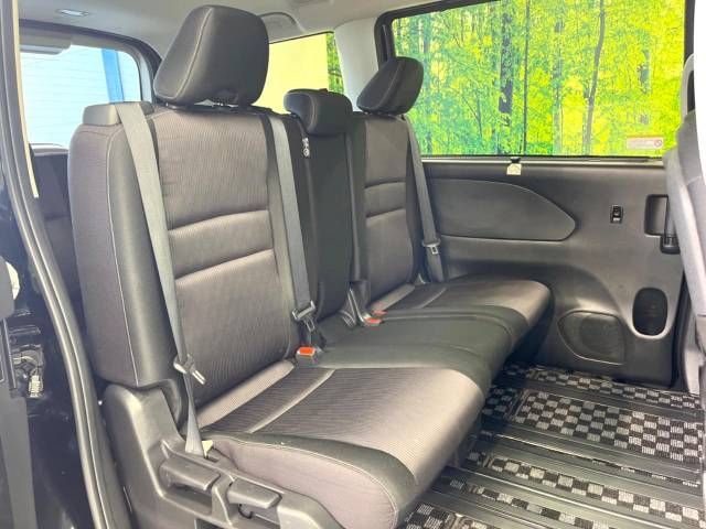 Nissan SERENA 2018-08 24493-9