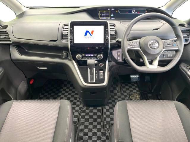 Nissan SERENA 2018-08 24493-1