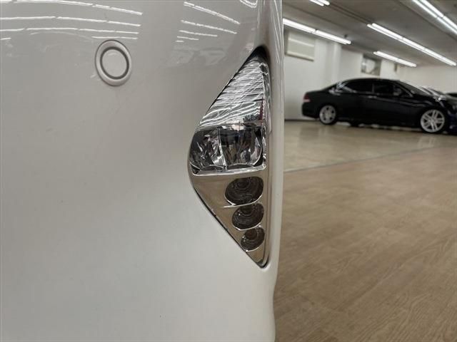 Toyota PRIUS 2016-08 9574-10