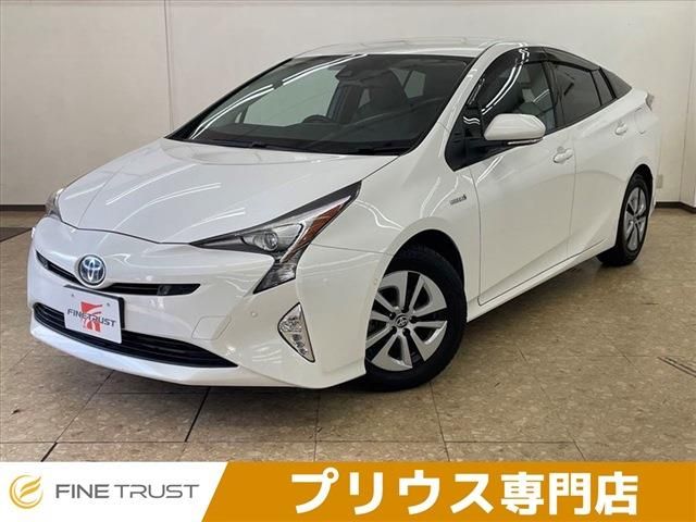 Toyota PRIUS 2016-08 9574-0