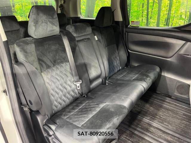 Toyota VELLFIRE 2019-03 375779-9