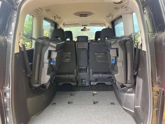 Nissan SERENA 2018-01 191347-10