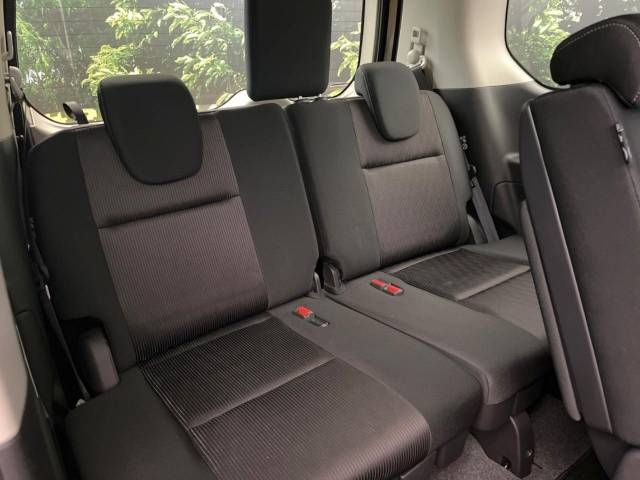 Nissan SERENA 2018-01 191347-9
