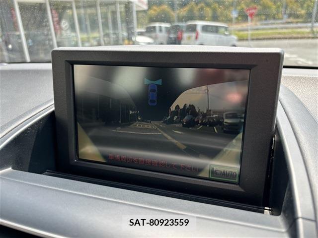 Lexus HS 2012-04 245796-8