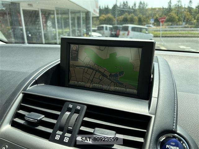 Lexus HS 2012-04 245796-6
