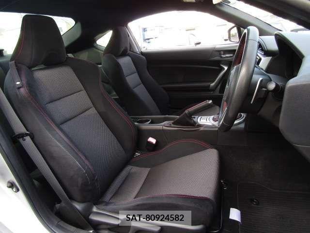 Subaru BRZ 2013-06 207425-18