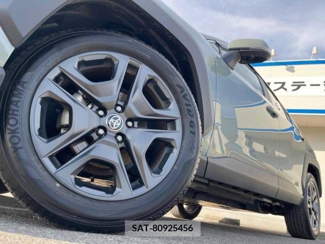 Toyota RAV4 2023-02 379464-14