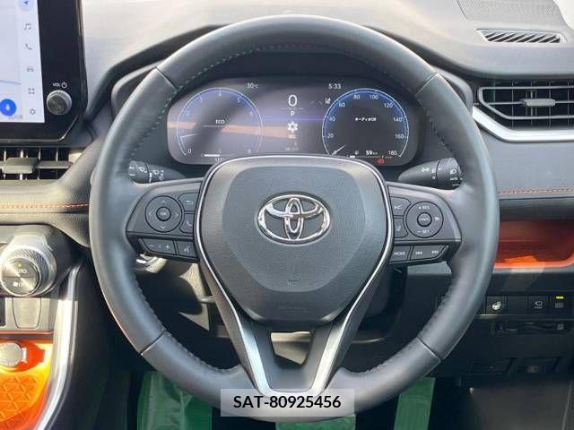 Toyota RAV4 2023-02 379464-12