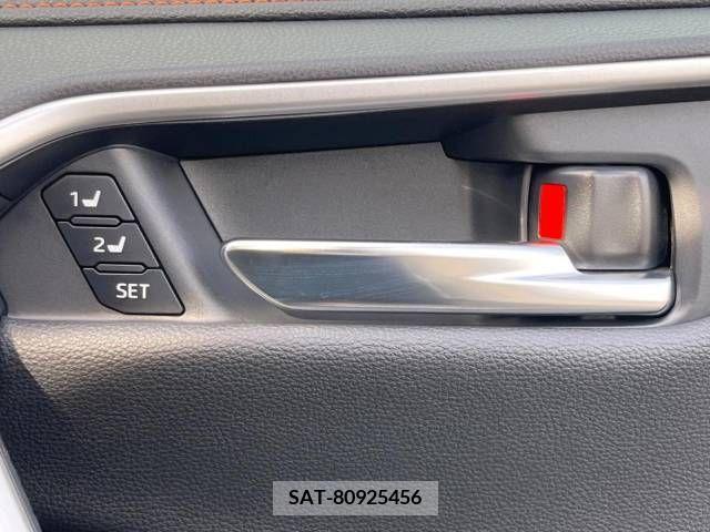 Toyota RAV4 2023-02 379464-8