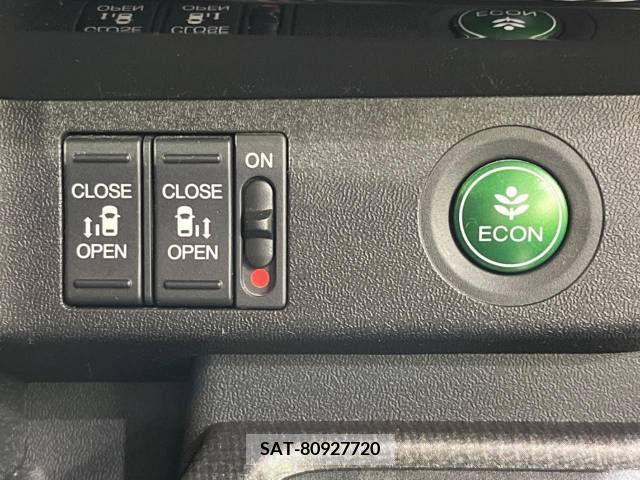 Honda STEP WGN 2017-07 222687-5