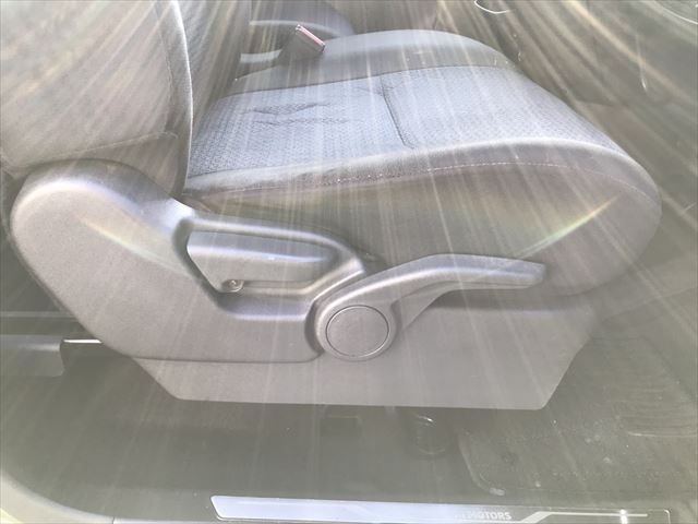 Mitsubishi EK X 2019-03 24417-27