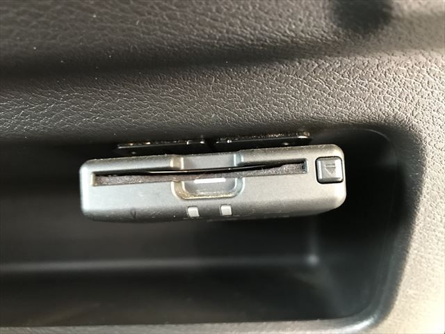 Mitsubishi EK X 2019-03 24417-23