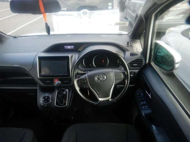 Toyota NOAH 2015-10 188747-10