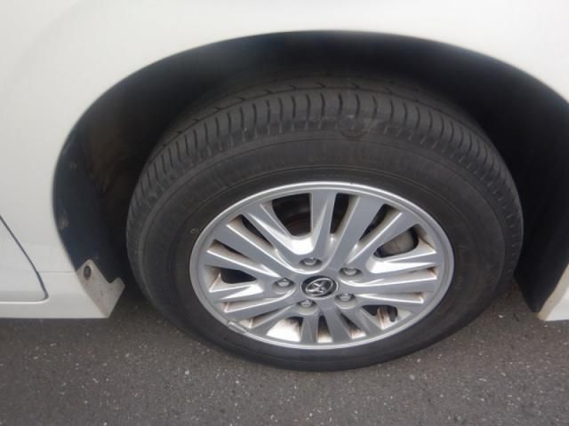 Toyota NOAH 2015-10 188747-5