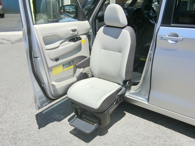Nissan ROOX 2022-05 8443-3