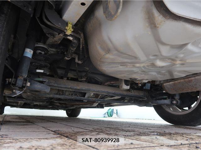 Toyota PRIUS ALPHA 2011-11 227809-18