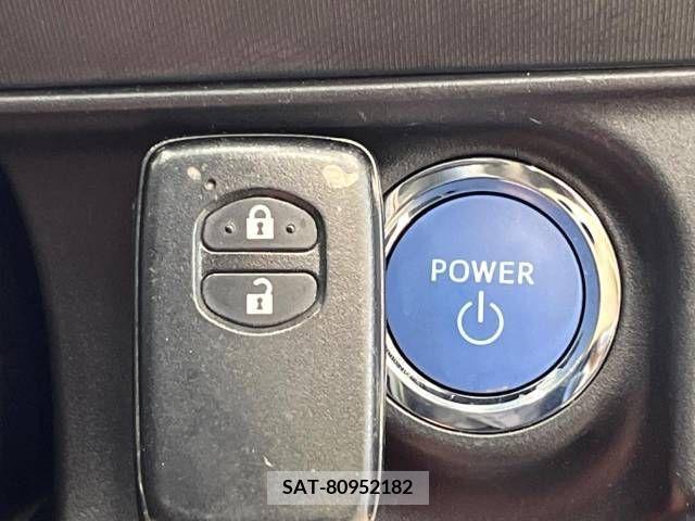 Toyota AQUA 2014-12 255224-7