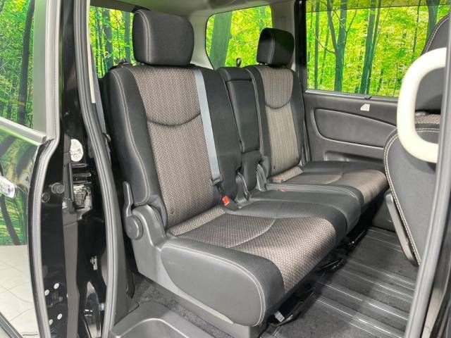 Nissan SERENA 2015-03 182940-9