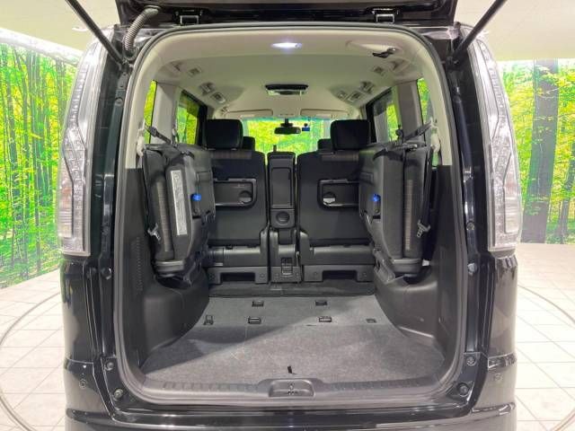 Nissan SERENA 2015-03 182940-11