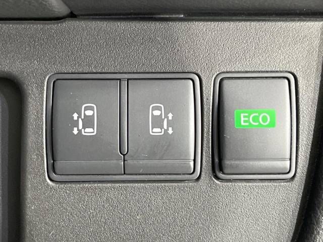 Nissan SERENA 2015-03 182940-6