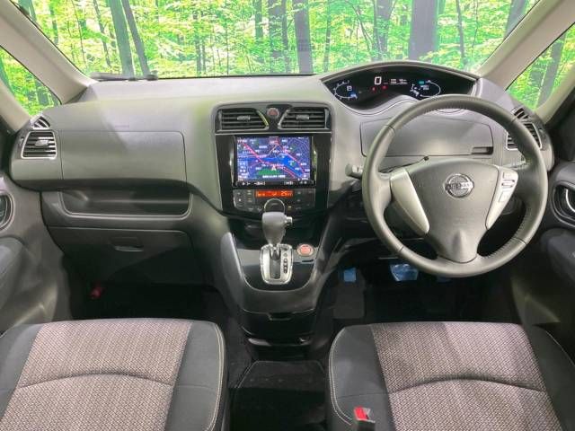 Nissan SERENA 2015-03 182940-1