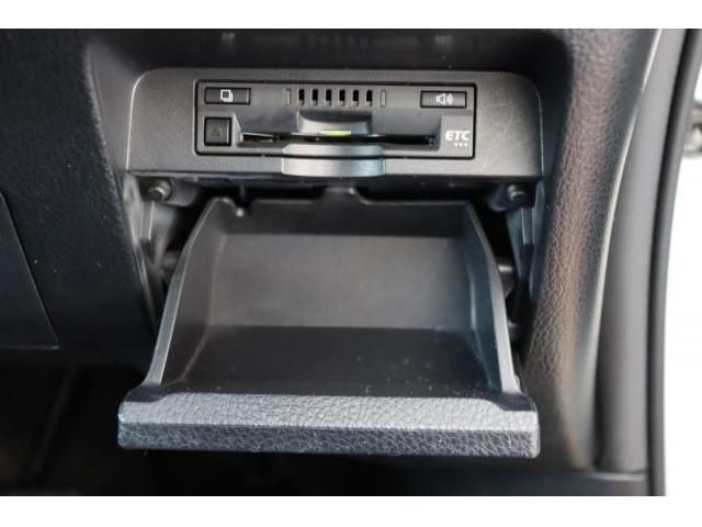 Toyota NOAH 2016-12 183413-16