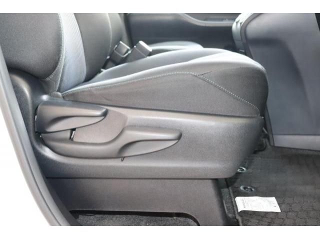 Toyota NOAH 2016-12 183413-22