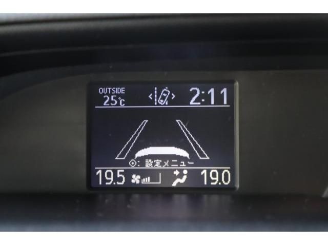 Toyota NOAH 2016-12 183413-18