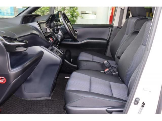 Toyota NOAH 2016-12 183413-27