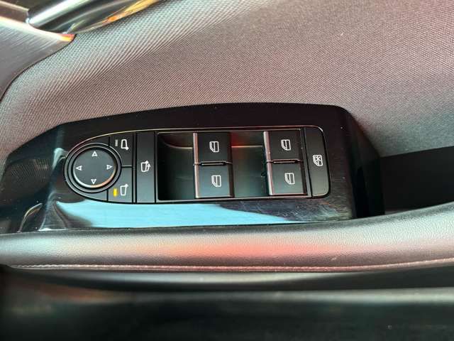 Mazda MAZDA3 2019-08 184236-14