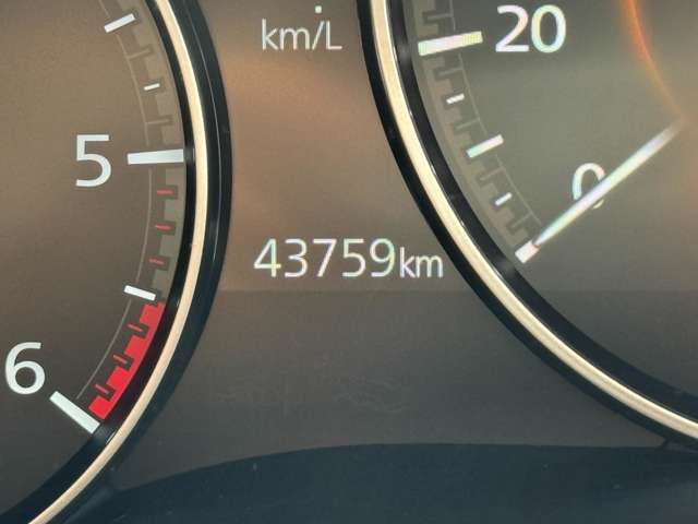 Mazda MAZDA3 2019-08 184236-3