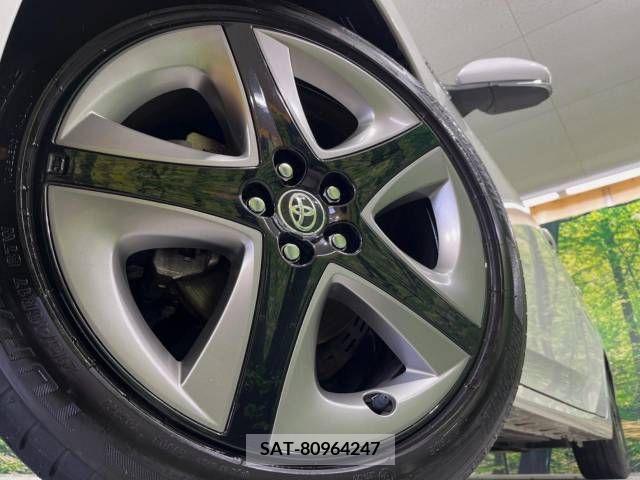 Toyota PRIUS 2019-09 331887-9
