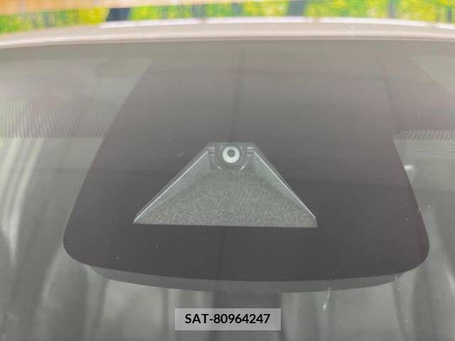 Toyota PRIUS 2019-09 331887-2