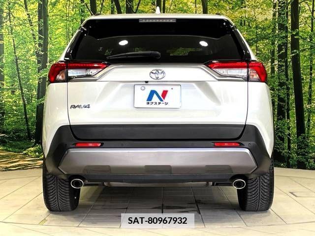 Toyota RAV4 2019-09 366986-17