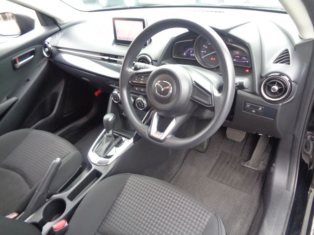 Mazda DEMIO 2017-01 23459-13