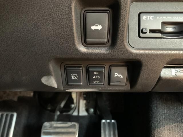Nissan GT-R 2018-01 1328-7