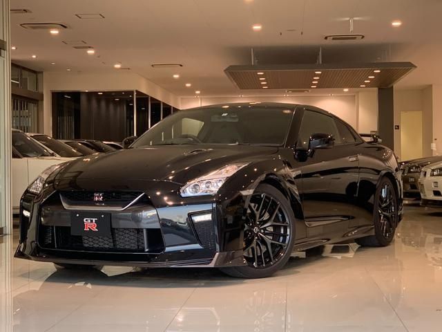 Nissan GT-R 2018-01 1328-0