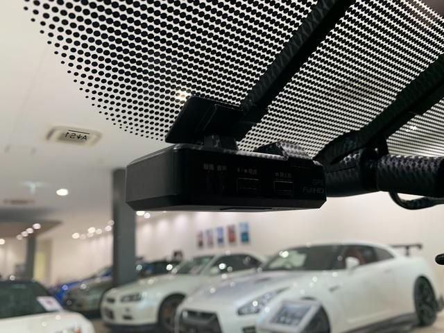 Nissan GT-R 2018-01 1328-4