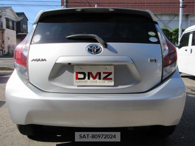 Toyota AQUA 2017-03 260246-3