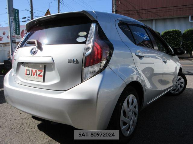 Toyota AQUA 2017-03 260246-5